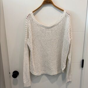 Hollister white Cream Knit Sweater size medium